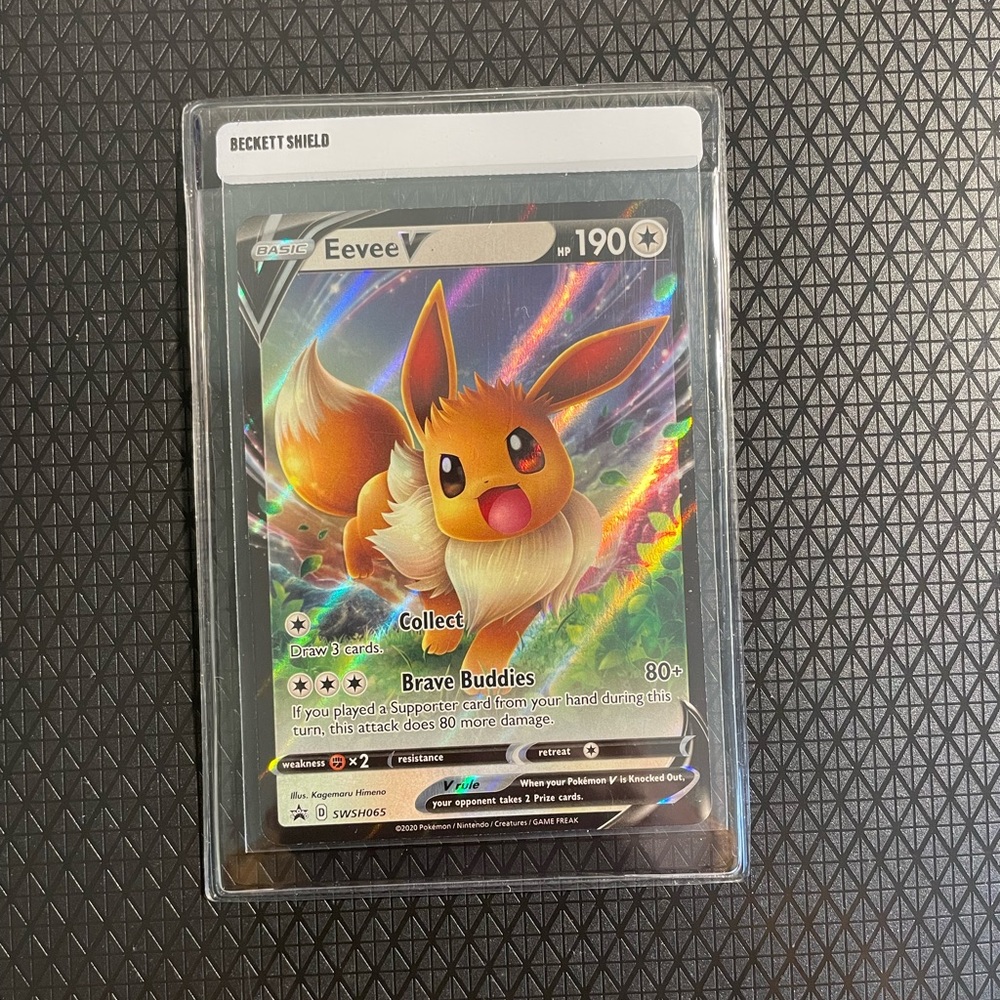 Eevee V SWSH065 Pokemon Promo Card NM